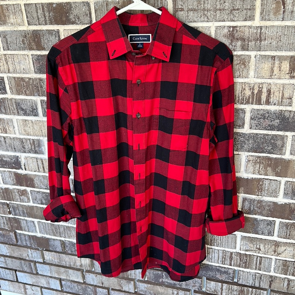 Club Room - Men’s Size Small